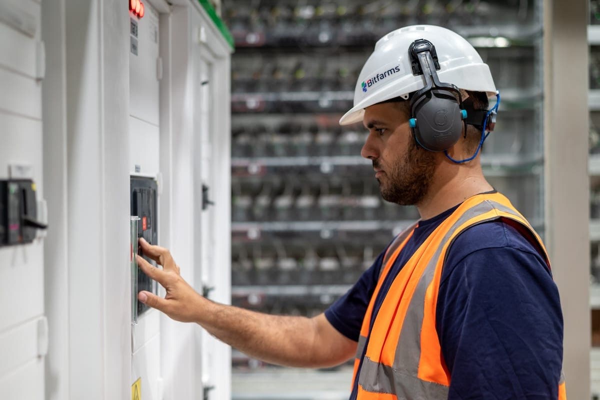 Bitcoin mining facility in Iowa