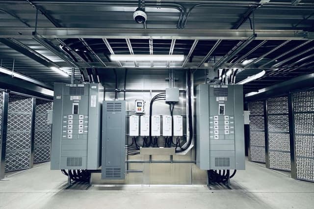 IREN Discloses $20M Settlement With NYDIG, Expands GPU Fleet as Stock Hits Record High