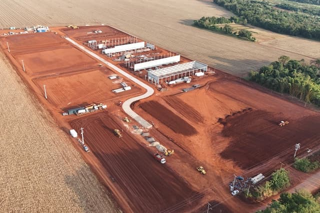 HIVE Lifts Realized Bitcoin Hashrate by 32% in May Amid Paraguay Expansion