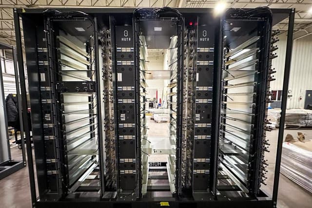 Hut 8 Secures $330M Credit from Two Prime, Coinbase to Back 1.5 GW U.S. Expansion