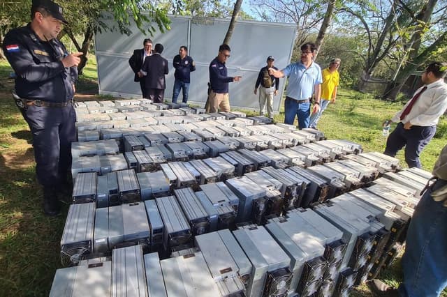 Paraguay Seizes 271 Bitcoin Miners in Power Theft Crackdown