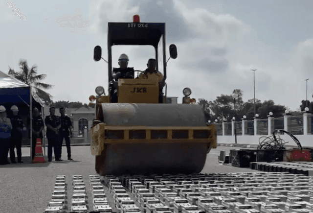 Malaysian Police Steamroll 985 Bitcoin Miners Again in Power Theft Crackdown